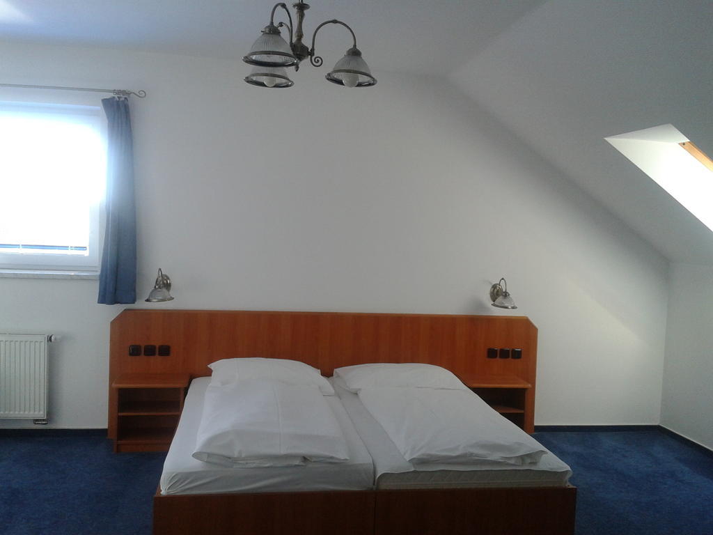 Penzion Starý dvůr Nové Dvory Zimmer foto