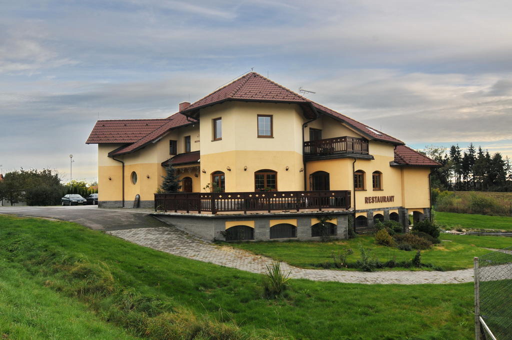 Penzion Starý dvůr Nové Dvory Exterior foto