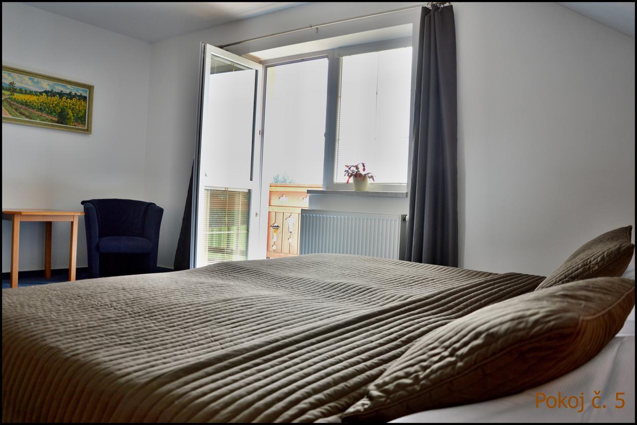 Penzion Starý dvůr Nové Dvory Exterior foto