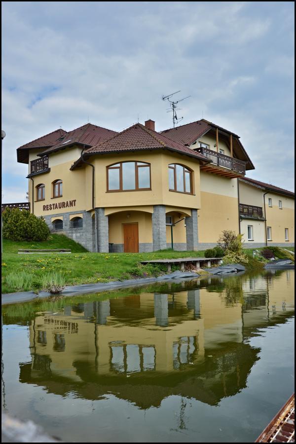 Penzion Starý dvůr Nové Dvory Exterior foto
